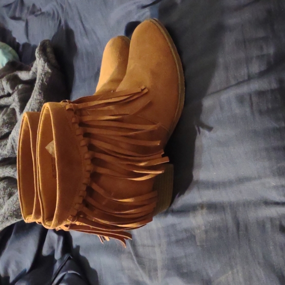 American eagle fringe boots - Picture 1 of 4